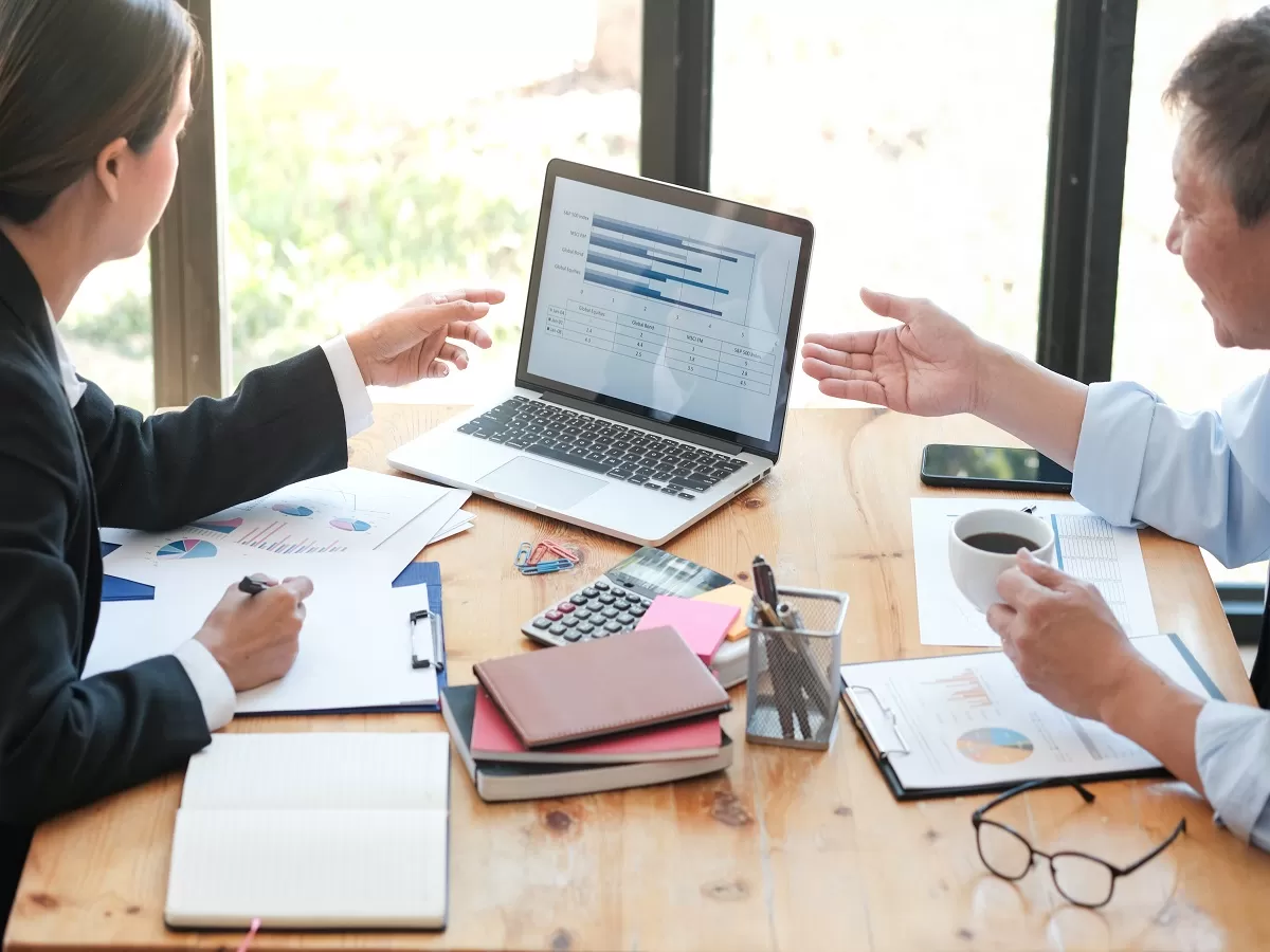 Cố vấn tài chính: Nghệ thuật tư vấn & Xây dựng khách hàng bền vững